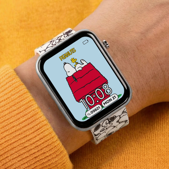 Peanuts Snoopy White Printed Strap Smart Watch